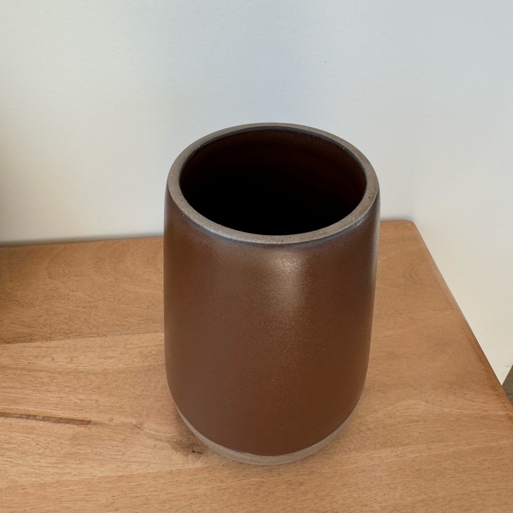 East Fork Vase - Picture 2 of 6
